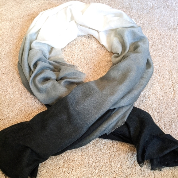 Scarves!!! - Picture 10 of 15